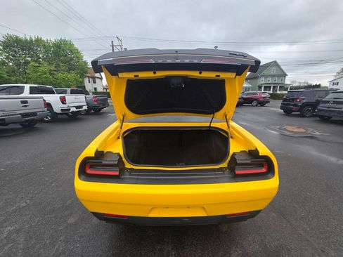 Used 2017 Dodge Challenger SRT Hellcat RWD image 19
