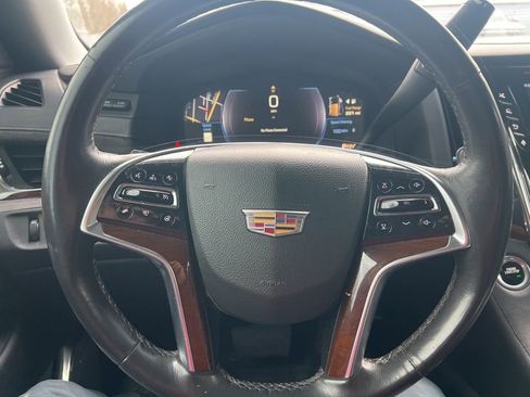 Used 2015 Cadillac Escalade Premium image 10