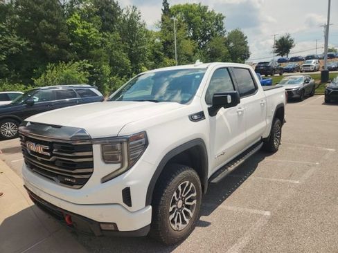 Used 2023 GMC Sierra 1500 AT4 w/ AT4 Premium Package AWD/4WD image 1