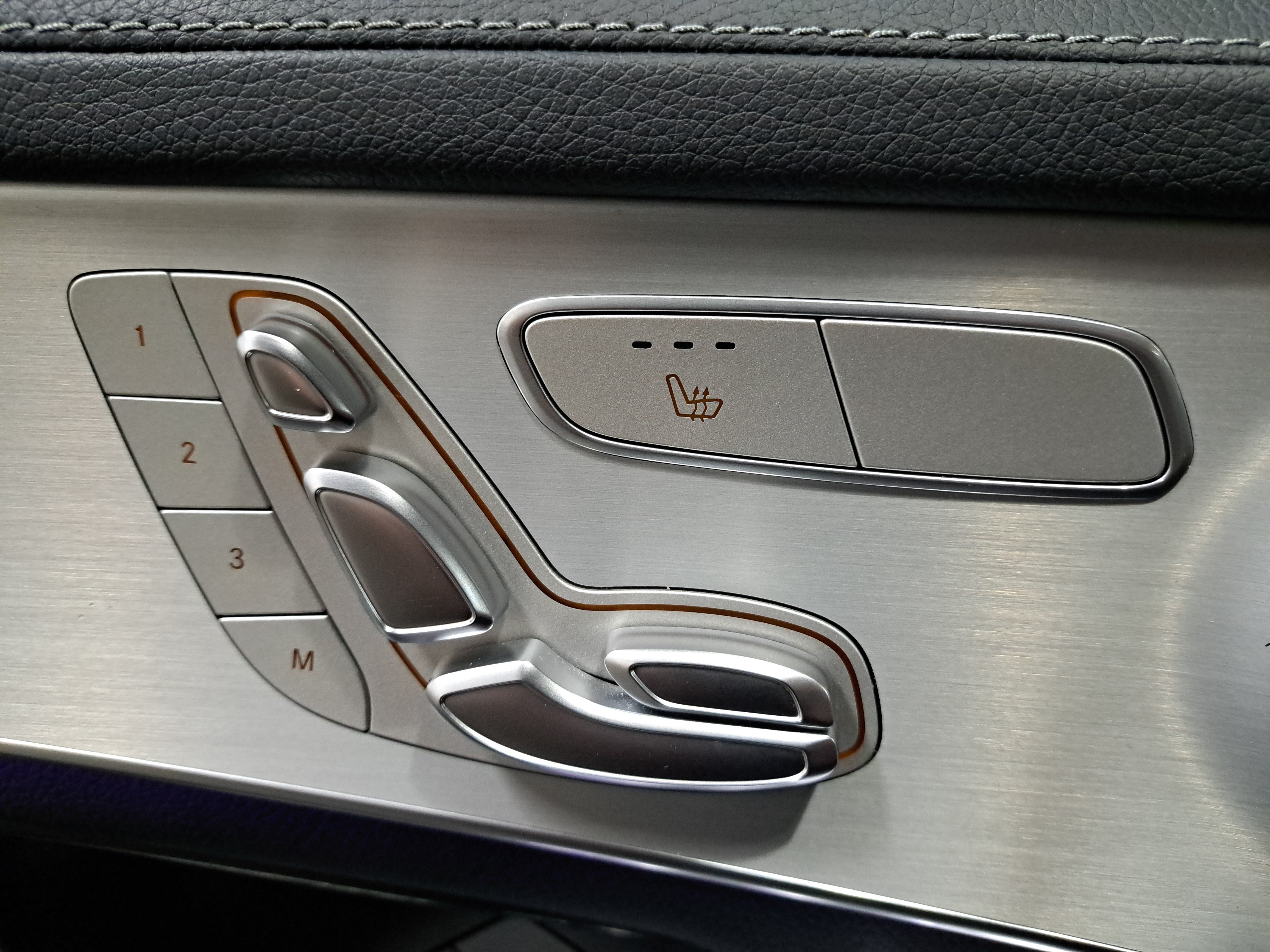 Used 2023 Mercedes-Benz GLC 300 4MATIC Coupe image 30