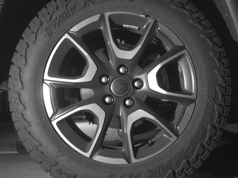 Used 2025 Jeep Compass Trailhawk AWD/4WD image 15