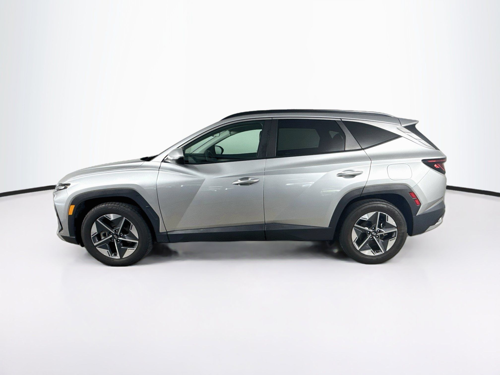 Used 2025 Hyundai Tucson SEL FWD image 7