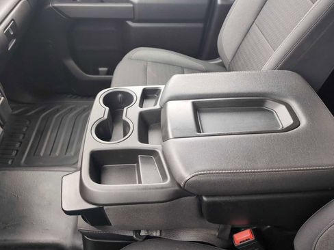 Used 2024 GMC Sierra 2500 Pro w/ Convenience Package image 40