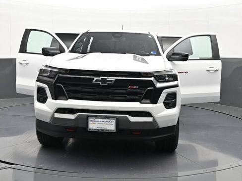 Used 2023 Chevrolet Colorado Z71 w/ Z71 Convenience Package 2 AWD/4WD image 43