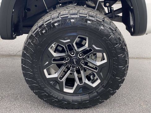 Used 2023 Nissan Titan PRO-4X w/ Off Road Protection Package image 12