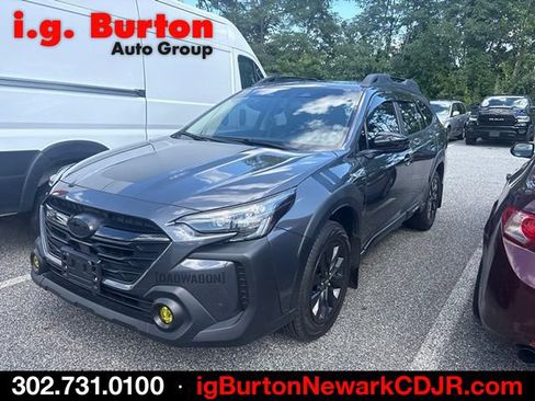 Used 2025 Subaru Outback Onyx Edition XT AWD/4WD image 2