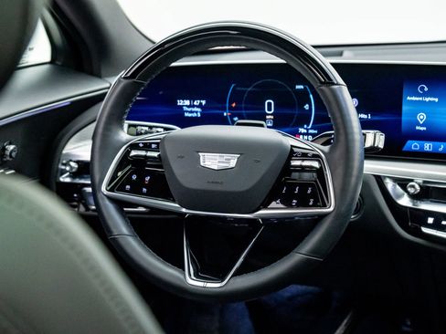 Certified 2025 Cadillac Lyriq Luxury w/ LPO, Floor Liner Package image 13