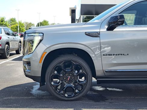New 2026 GMC Yukon XL Denali Ultimate AWD/4WD image 35