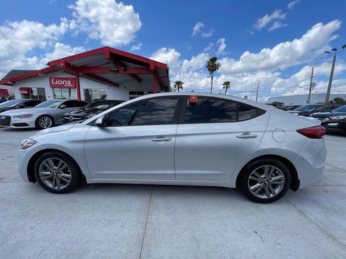 Used 2018 Hyundai Elantra Value Edition FWD image 17
