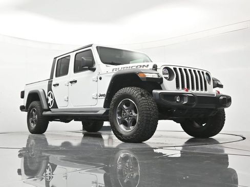 Used 2023 Jeep Gladiator Rubicon w/ Trailer Tow Package AWD/4WD image 39
