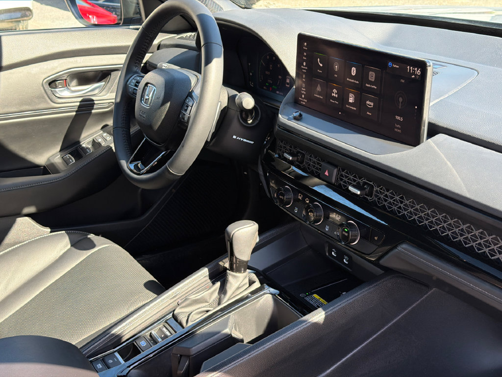 Used 2025 Honda Accord Sport image 7