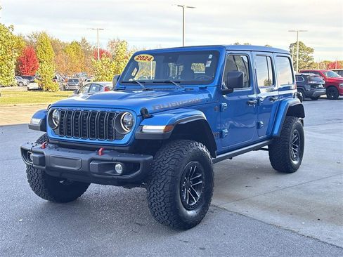Used 2024 Jeep Wrangler Unlimited Rubicon image 4