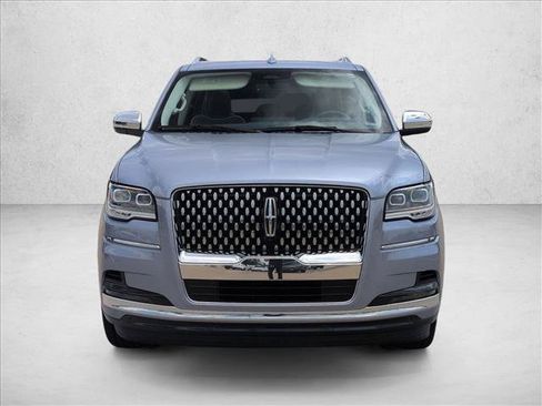 Used 2022 Lincoln Navigator Black Label AWD/4WD image 2