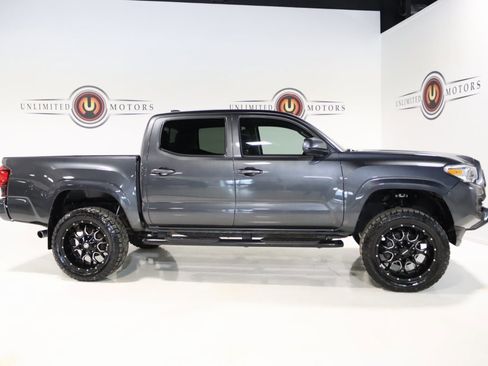 Used 2023 Toyota Tacoma SR image 29