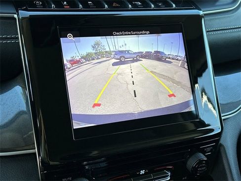 Certified 2023 Jeep Grand Cherokee L Laredo image 26