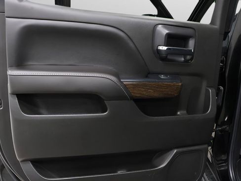 Used 2017 GMC Sierra 1500 Denali image 23