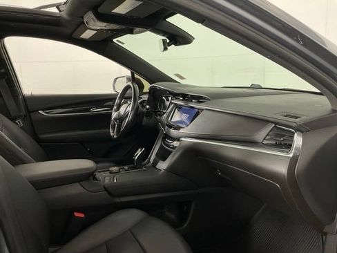 Used 2020 Cadillac XT5 Premium Luxury FWD image 31