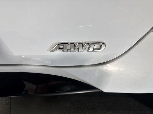 Used 2024 Toyota Corolla SE image 15