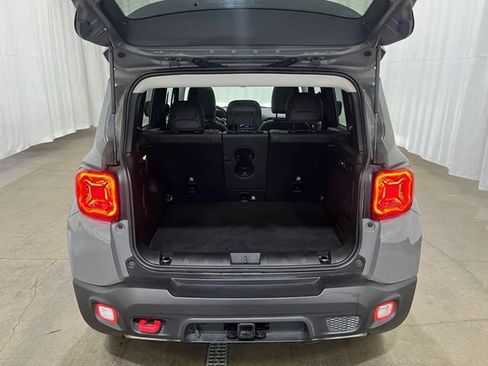 Used 2021 Jeep Renegade Trailhawk w/ Sun & Sound Group AWD/4WD image 12