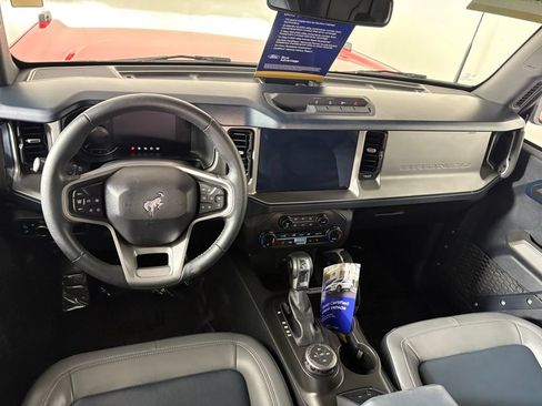 Used 2023 Ford Bronco Outer Banks AWD/4WD image 26