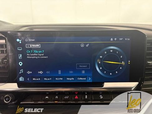 Used 2022 Chevrolet Silverado 1500 RST w/ Z71 Off-Road Package AWD/4WD image 15