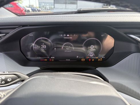 New 2026 Jeep Cherokee Limited AWD/4WD image 18