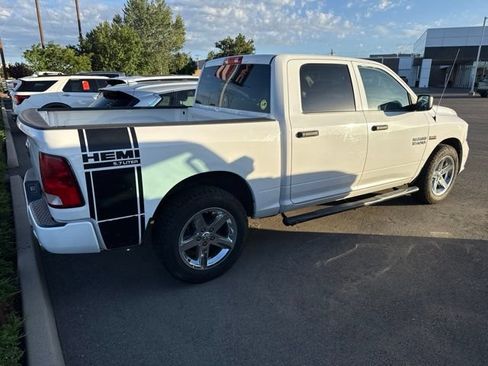 Used 2014 RAM 1500 Express RWD image 3