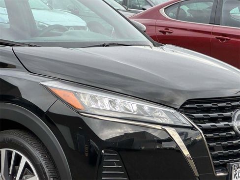 Certified 2024 Nissan Kicks SR image 8