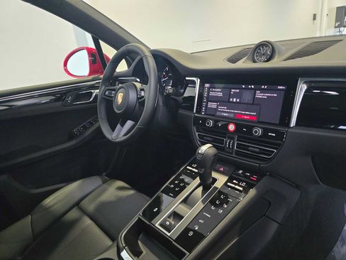 New 2026 Porsche Macan AWD/4WD image 12