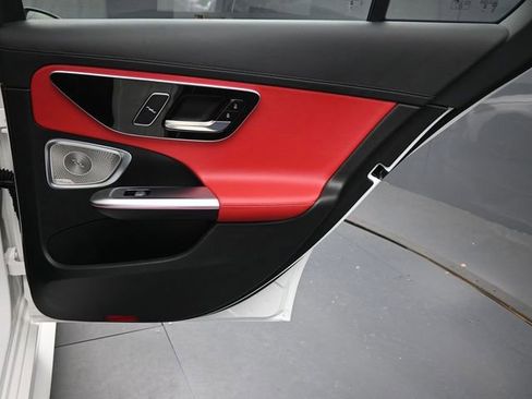 Used 2025 Mercedes-Benz C 300 Sedan image 27
