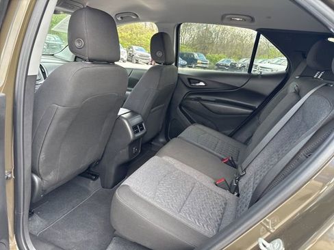 Used 2023 Chevrolet Equinox LT image 7
