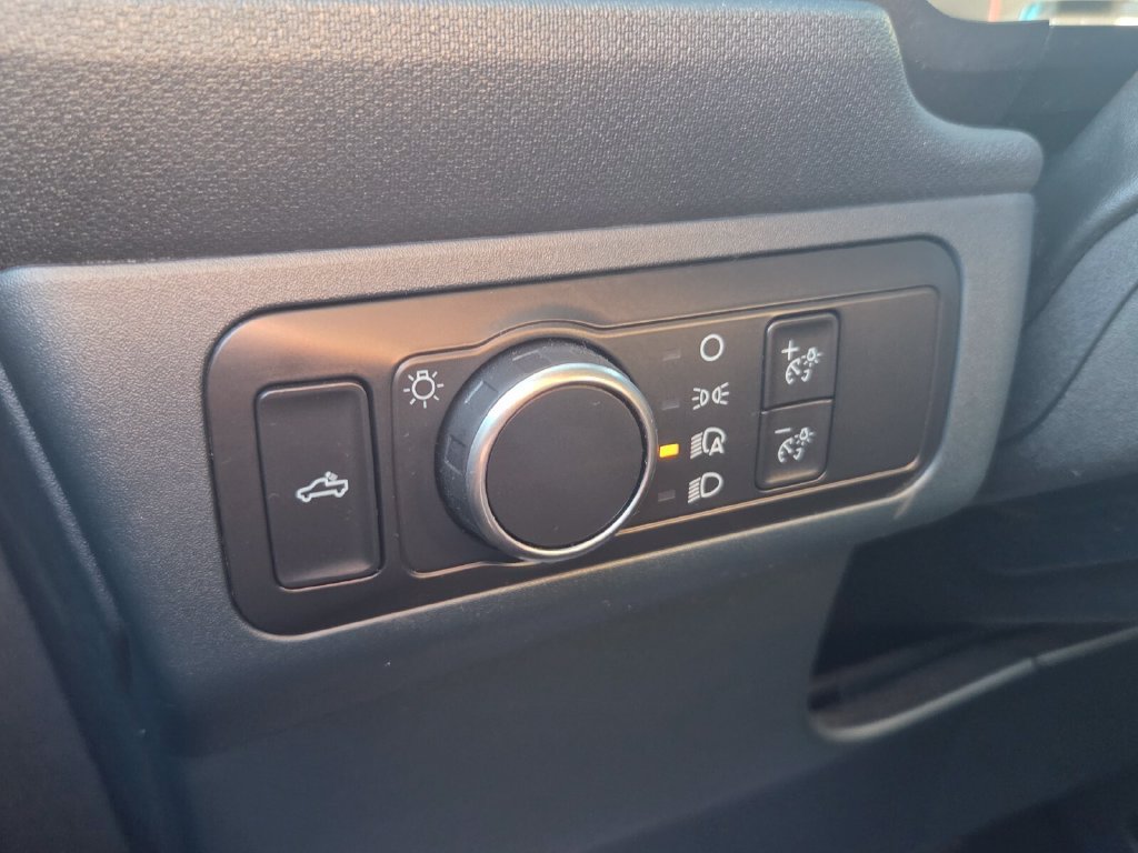 Used 2022 Ford Maverick XL FWD image 29