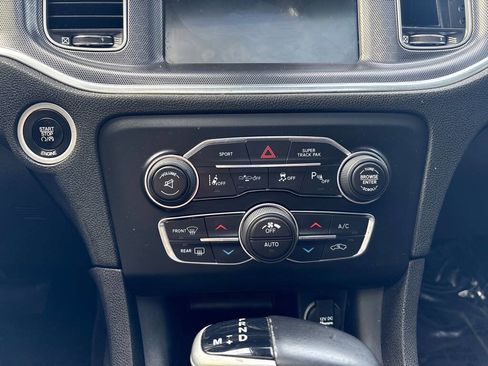 Used 2016 Dodge Charger R/T image 16