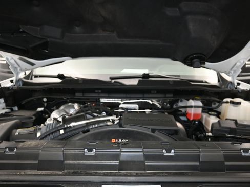 Certified 2025 Chevrolet Silverado 2500 LT w/ Convenience Package image 29