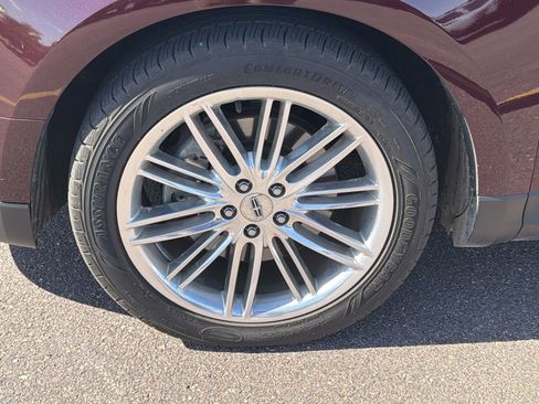 Used 2017 Lincoln MKT AWD w/ Technology Package image 5