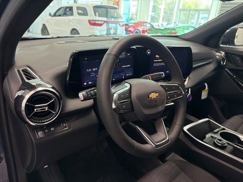 New 2026 Chevrolet Equinox LT FWD image 15