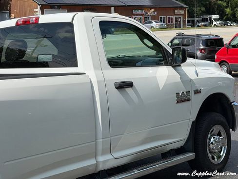 Used 2013 RAM 2500 Tradesman w/ PWR & Remote Entry Group AWD/4WD image 23