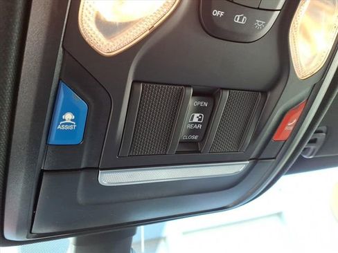 Used 2022 RAM 1500 Big Horn image 24