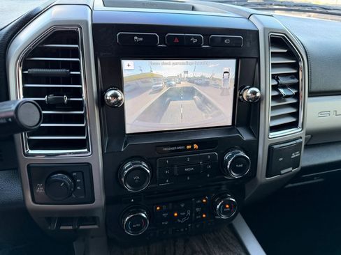 Used 2017 Ford F250 Lariat w/ Lariat Value Package AWD/4WD image 23