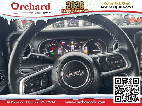 Used 2023 Jeep Wrangler Unlimited Sahara w/ Cold Weather Group image 29