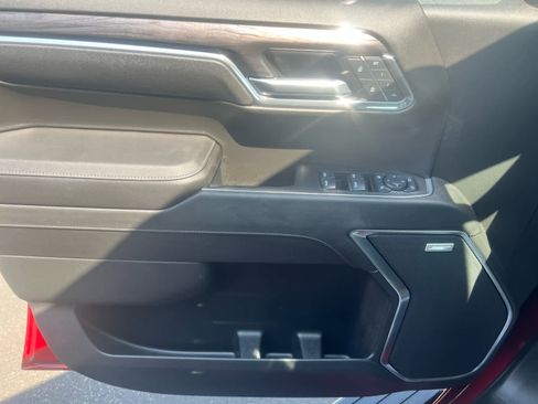 Used 2024 Chevrolet Silverado 1500 LTZ w/ LTZ Premium Package image 12