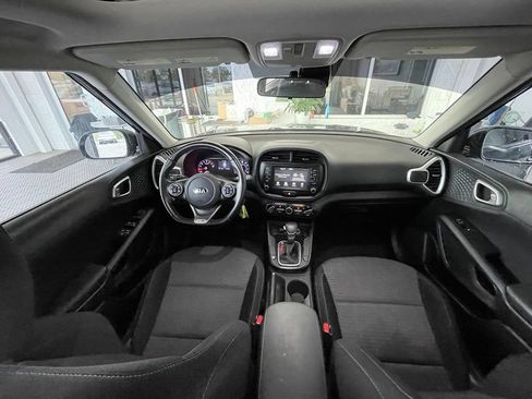 Used 2021 Kia Soul GT-Line FWD image 18