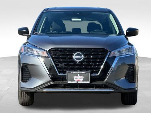 Certified 2025 Nissan Kicks Play S FWD image 5