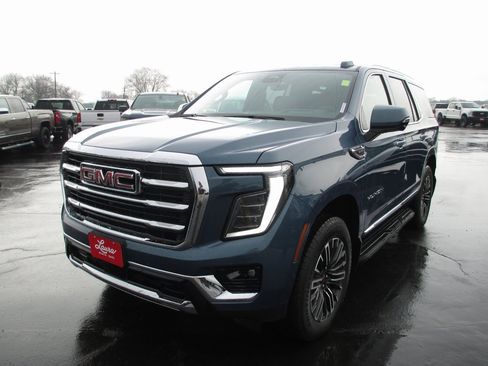 Used 2025 GMC Yukon Elevation w/ Elevation Premium Package image 11