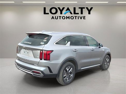Used 2021 Kia Sorento S image 5