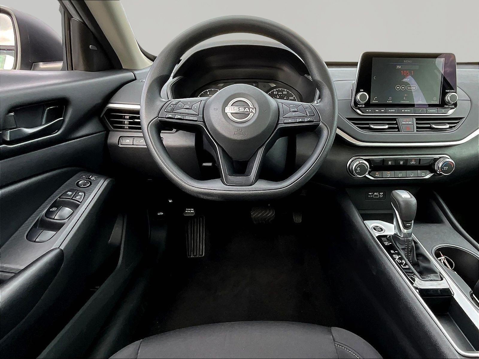 Used 2025 Nissan Altima 2.5 S FWD image 8