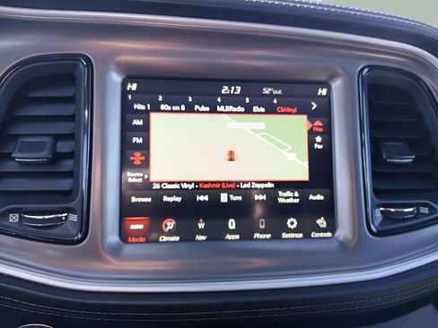 Certified 2022 Dodge Challenger R/T w/ Plus Package image 15