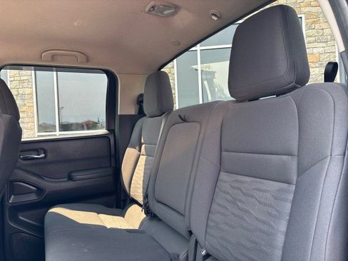 Used 2022 Nissan Frontier SV w/ Technology Package image 26