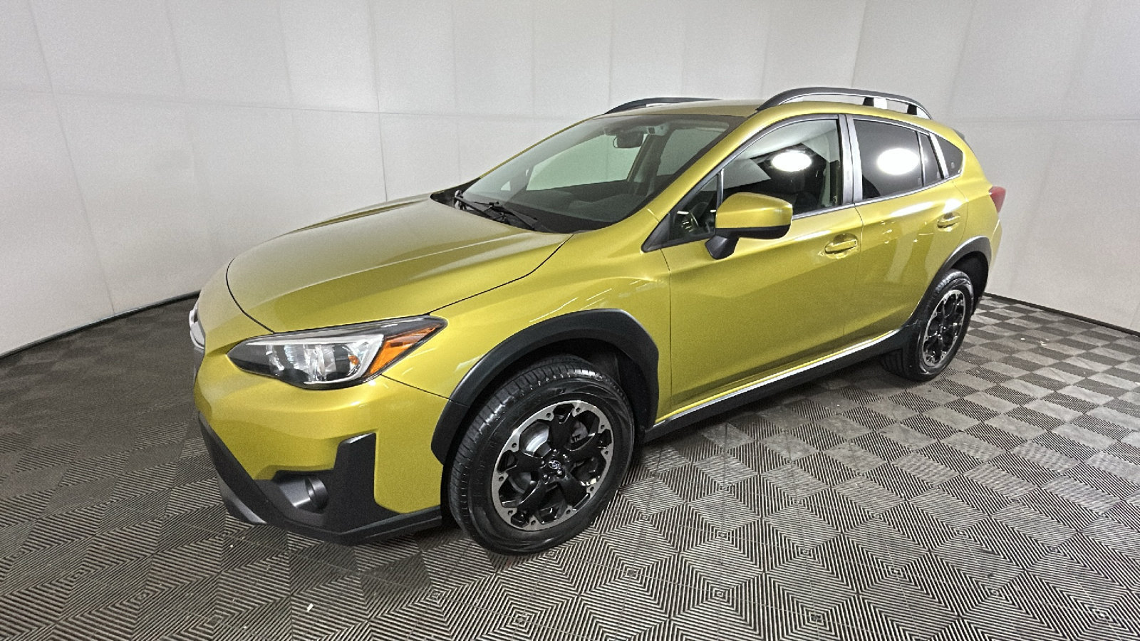 Used 2021 Subaru Crosstrek 2.0i Premium AWD/4WD image 8