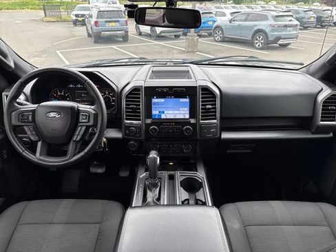 Used 2016 Ford F150 XLT w/ Equipment Group 302A Luxury AWD/4WD image 11
